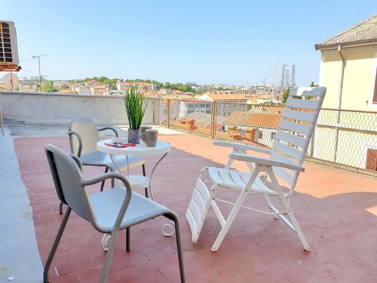 PUY Apartments Epulon מראה חיצוני תמונה