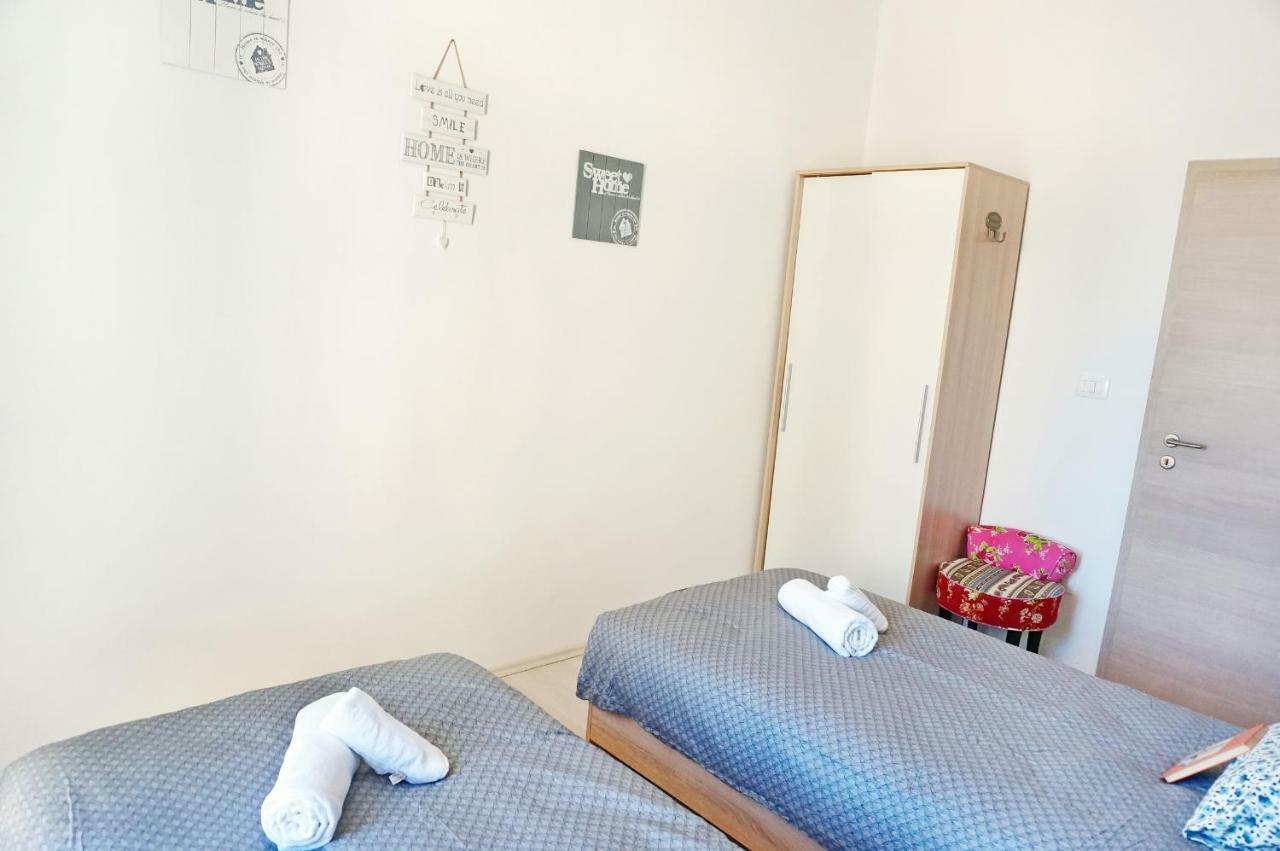 PUY Apartments Epulon מראה חיצוני תמונה